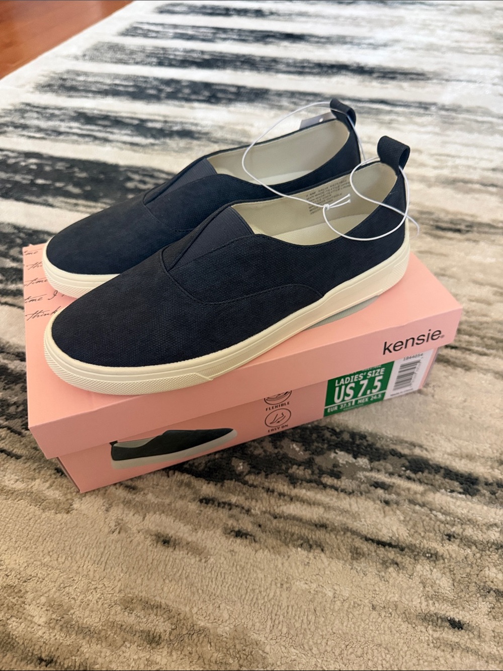Kensie Women's Salia Slip On Shoes Navy Size 7.5
